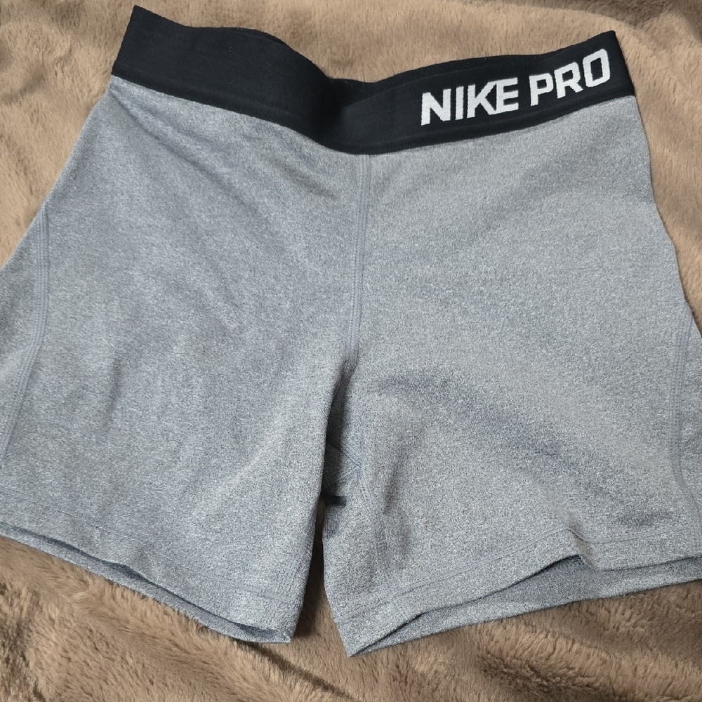Nike Pro Women's Athletic Gray and Black Shorts